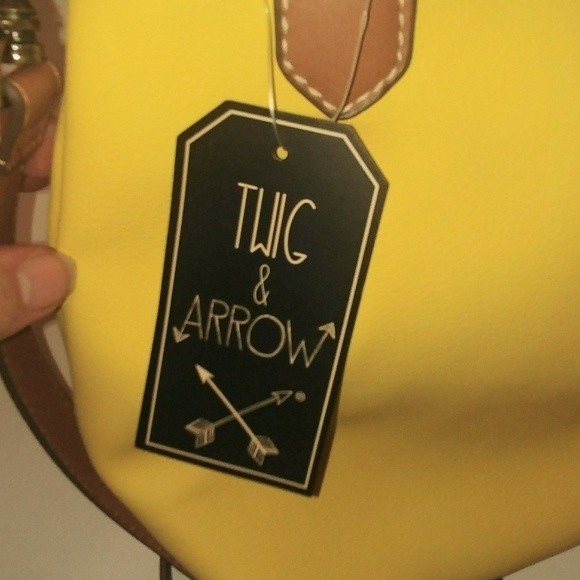 NWT Twig and Arrow Yellow Crossbody Handbag - Picture 5 of 6